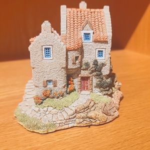 Lilliput Lane Culross House Collectible